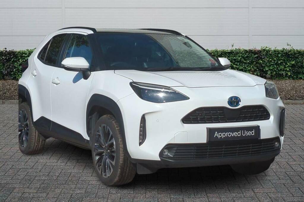 Toyota Yaris Cross 1.5 Hybrid Excel Cvt Panoramic Roof White