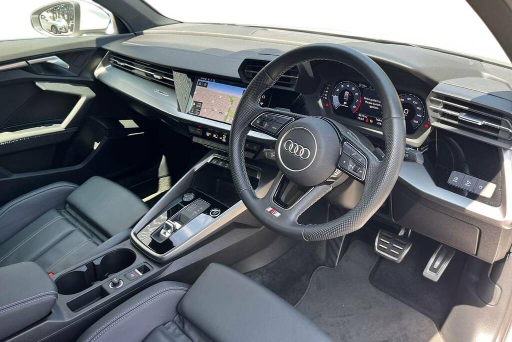 Audi A3 30 Tfsi S Line S Tronic White #4