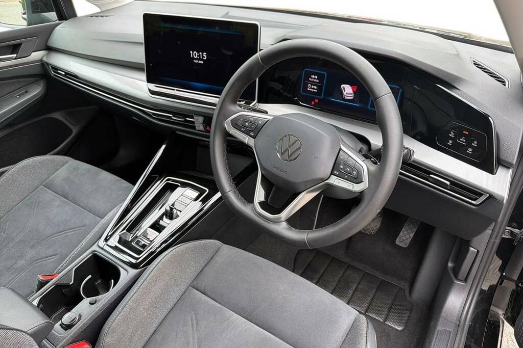 Volkswagen Golf 1.5 Tsi 204 Style Ehybrid Dsg Black #4