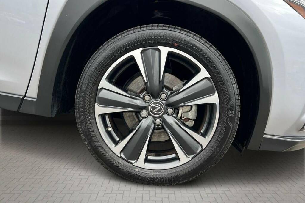 Lexus UX 250H 2.0 Cvt Premium Plus Silver #6