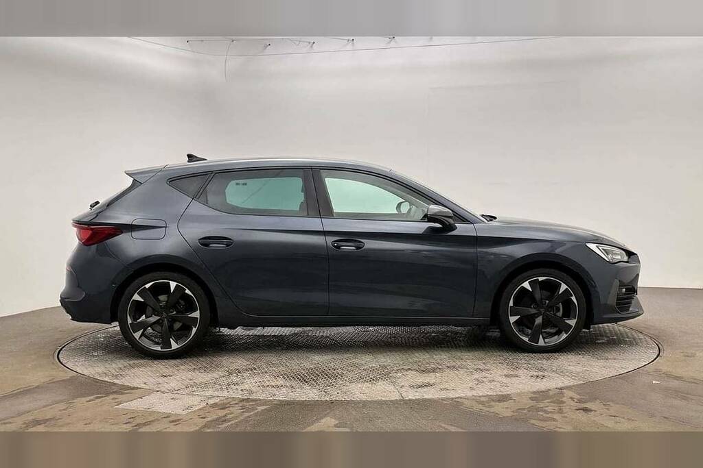 Cupra Leon 1.5 Etsi V1 Dsg Grey #4