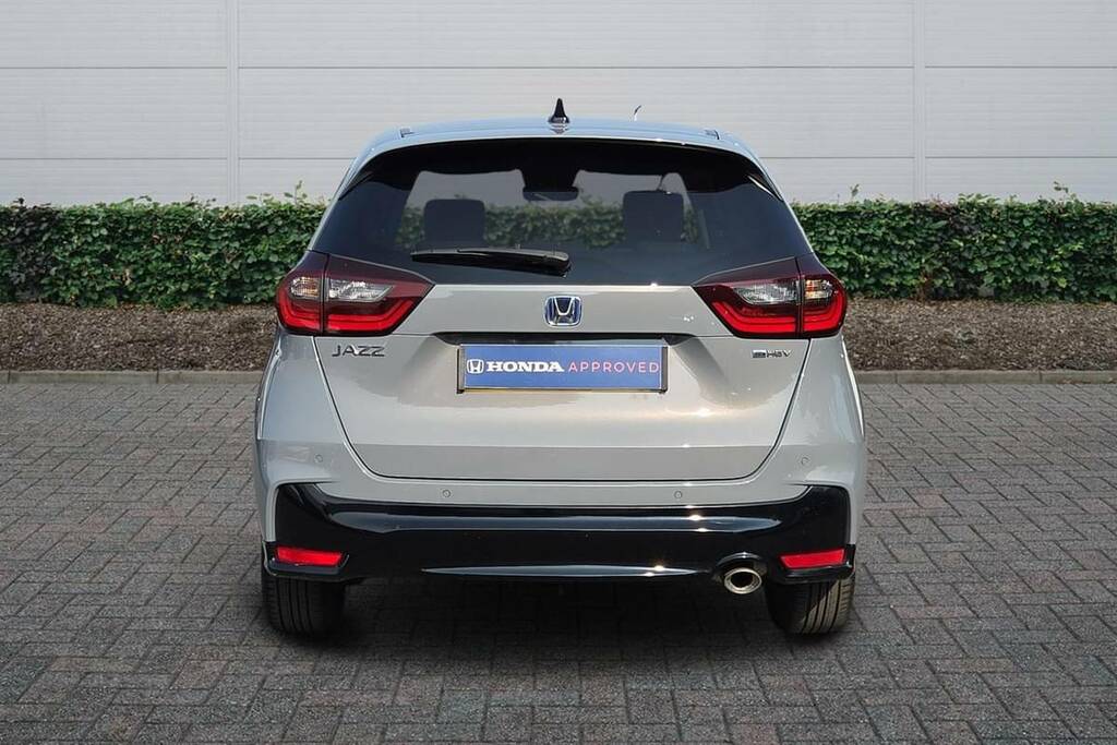 Honda Jazz Advance White #9