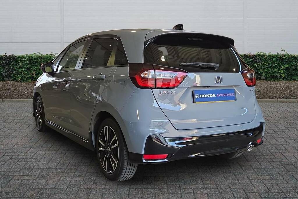 Honda Jazz Advance White #7