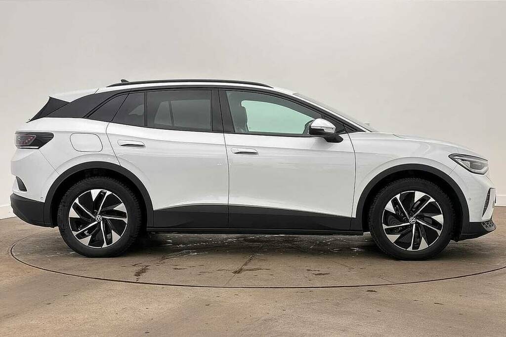 Volkswagen ID.4 210Kw Match Pro 77Kwh White #4