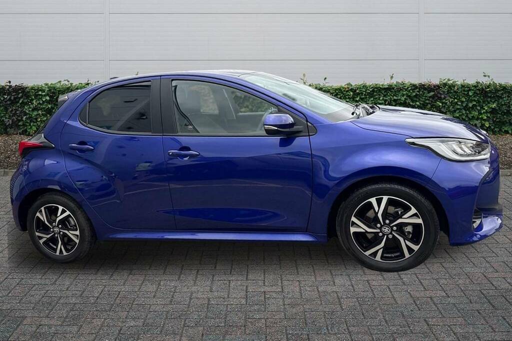 Toyota Yaris 1.5 Hybrid Design Cvt FX24YVG Blue #4