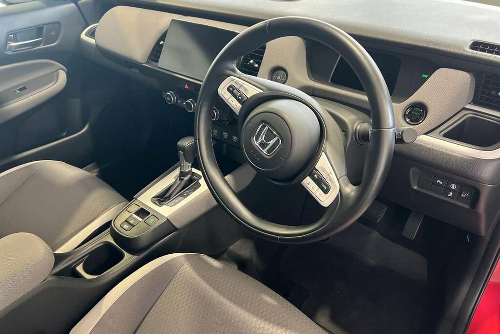Honda Jazz 1.5 I-mmd Hybrid Crosstar Ex Ecvt Red #4