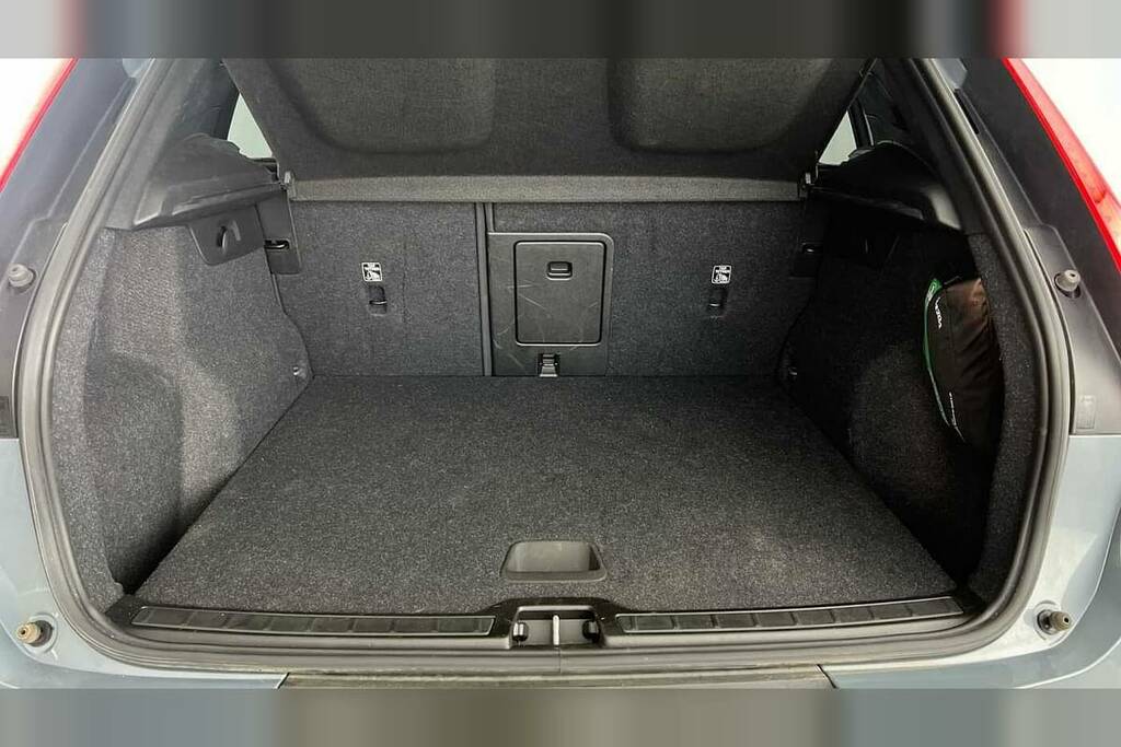 Volvo XC40 1.5 T3 163 R Design Geartronic Grey #5