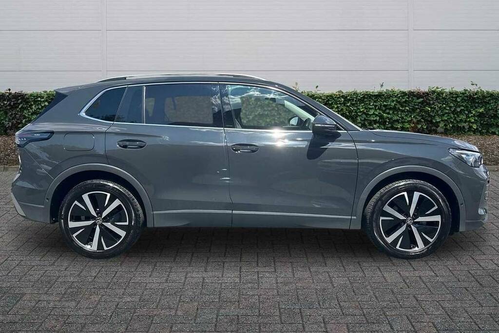 Volkswagen Tiguan 1.5 Etsi 150 Elegance Dsg BA24YOP Grey #4
