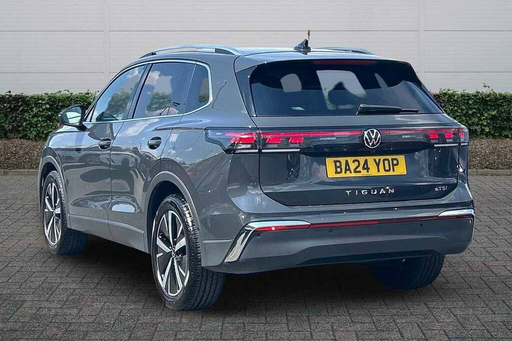 Volkswagen Tiguan 1.5 Etsi 150 Elegance Dsg BA24YOP Grey #3