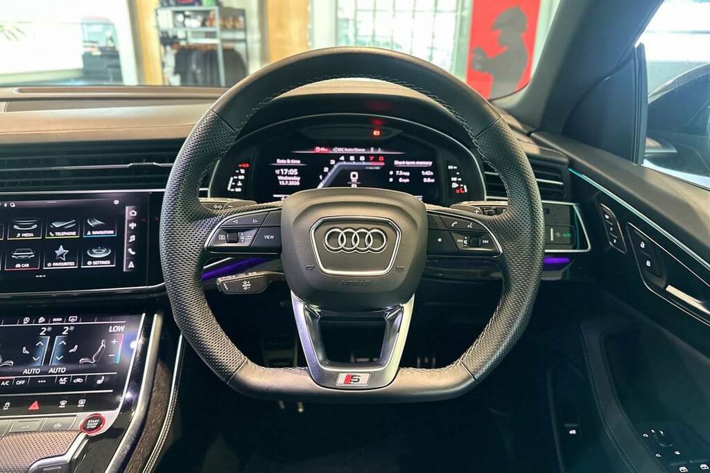 Audi Q8 Sq8 Launch Edition Black #18