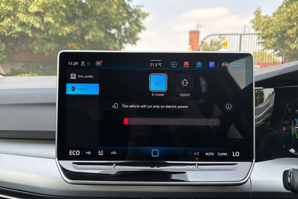 Volkswagen Golf 1.5 Tsi 204 Match Ehybrid Dsg GD25JTZ Black #6