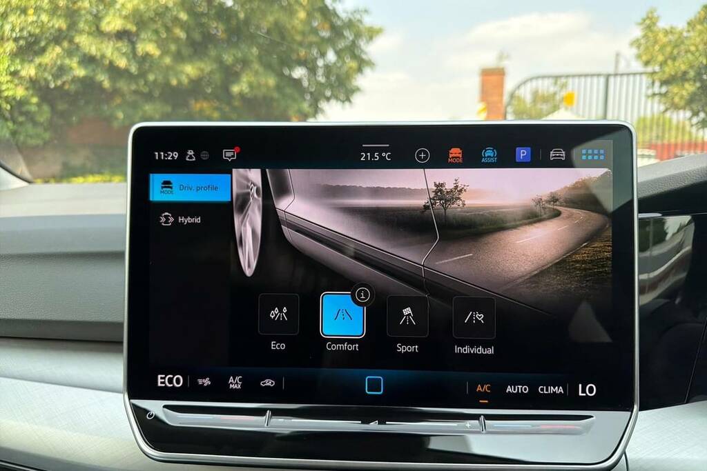 Volkswagen Golf 1.5 Tsi 204 Match Ehybrid Dsg GD25JTZ Black #5
