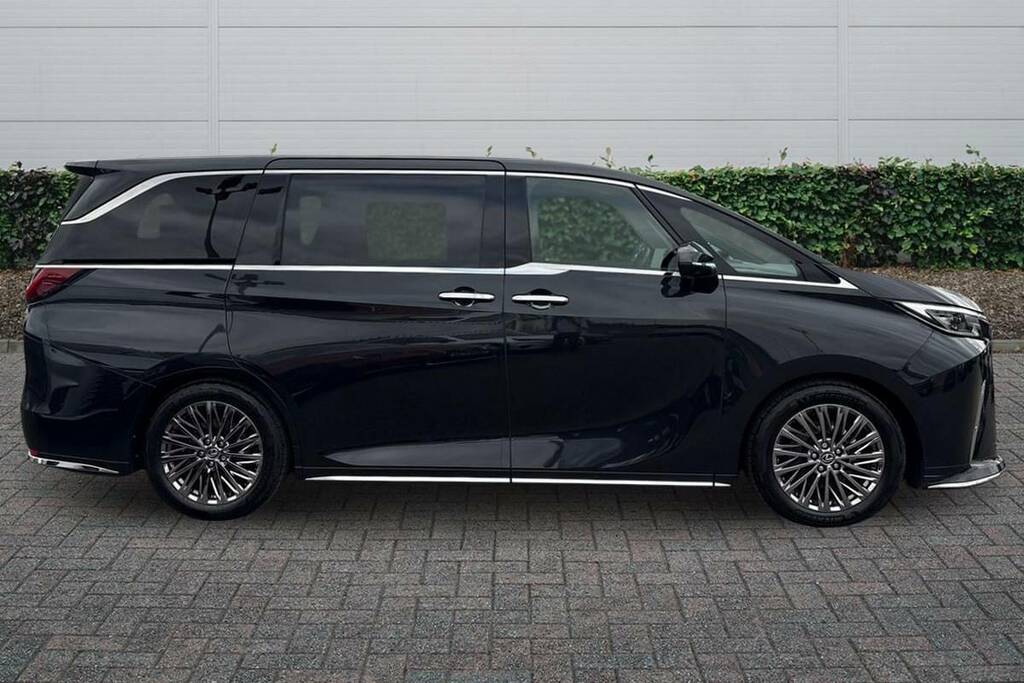 Lexus LM 350H 2.5 Takumi E-cvt 4 Seat Black #5