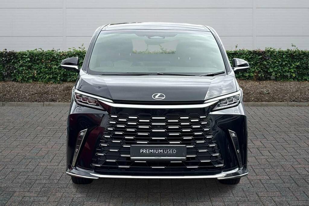 Lexus LM 350H 2.5 Takumi E-cvt 4 Seat Black #3