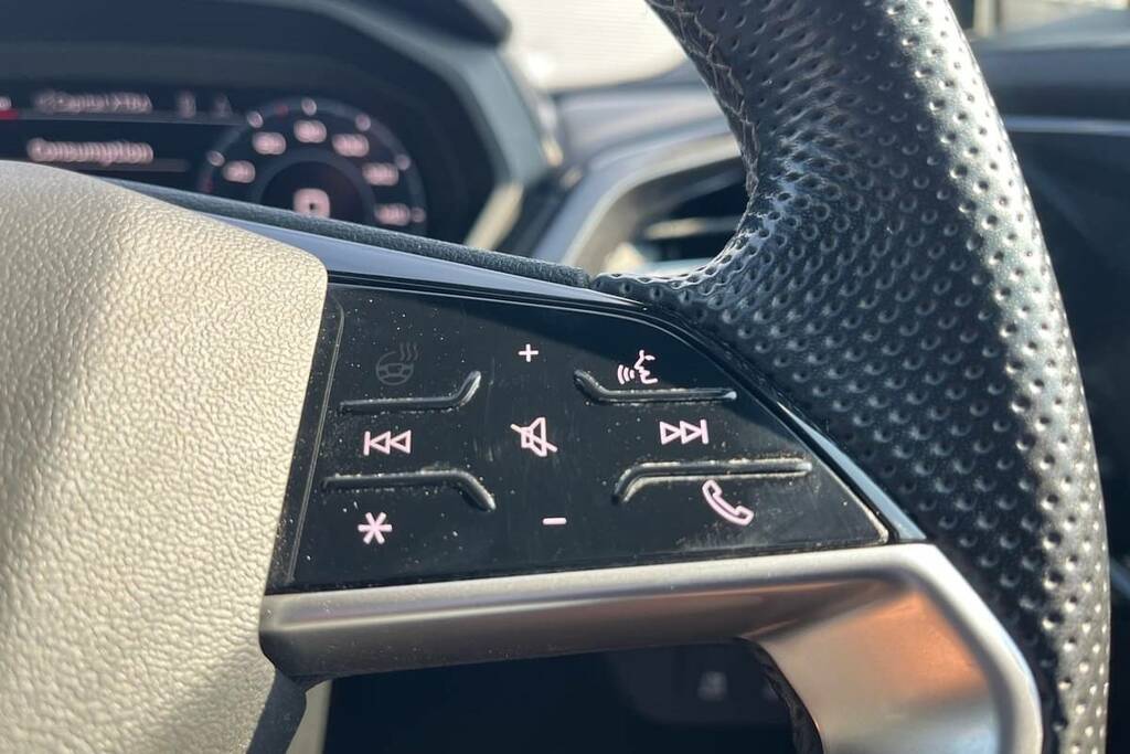 Audi Q4 E Tron 35 S Line 55Kwh Grey #8