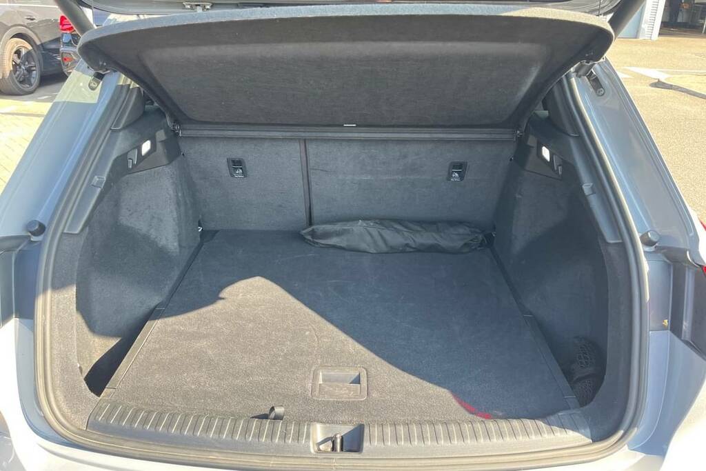 Audi Q4 E Tron 150Kw 40 82Kwh S Line Grey #2