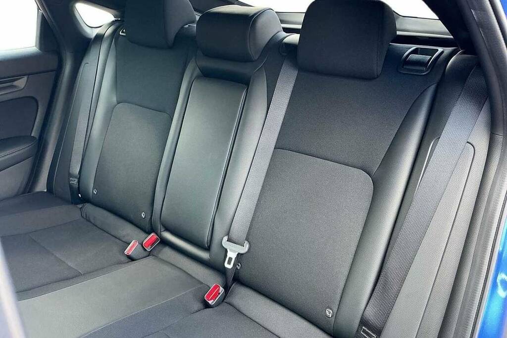 Honda Civic 2.0 Ehev Elegance Cvt Black #10