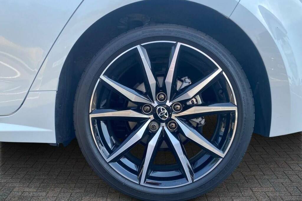Toyota Corolla 1.8 Hybrid Gr Sport Cvt White #6