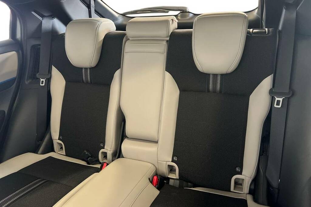 Honda Hr-V Elegance Red #15
