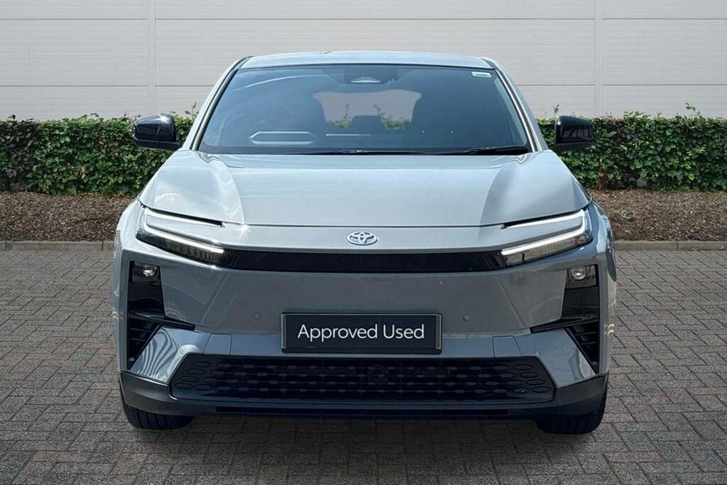 Toyota C-Hr 165Kw Design 77Kwh Grey #2