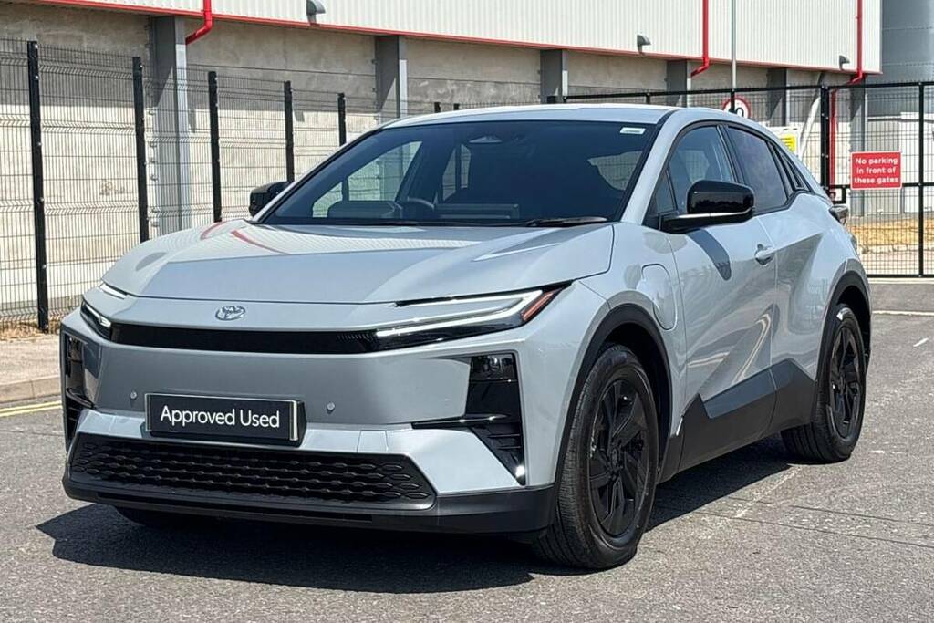 Toyota C-Hr 165Kw Design 77Kwh Grey #3