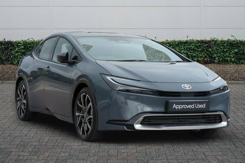 Toyota Prius 2.0 Phev Excel Cvt Grey