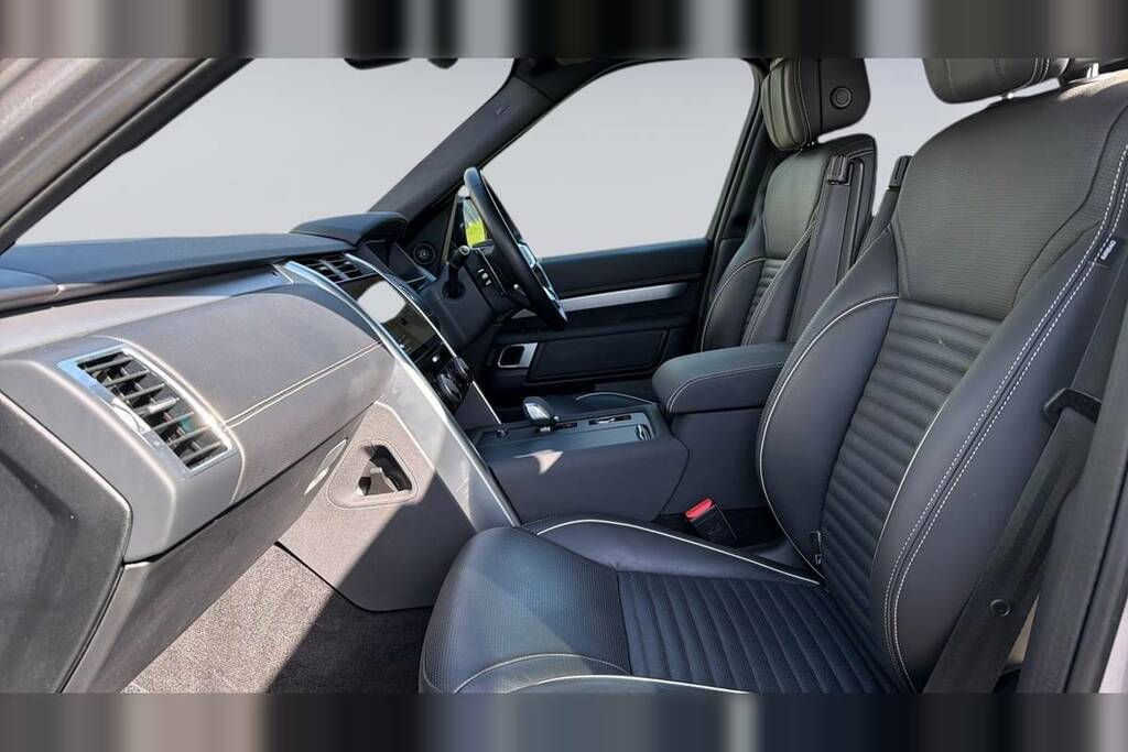 Land Rover Discovery 3.0 D300 Dynamic Hse Grey #3