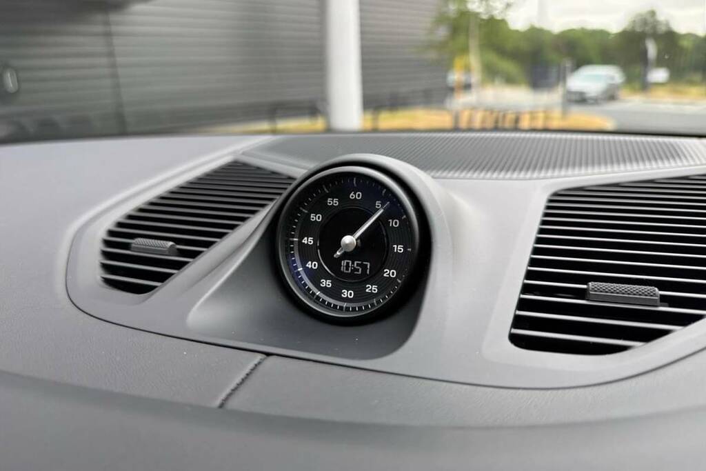 Porsche Cayenne V6 E-hybrid 2025 Grey #34
