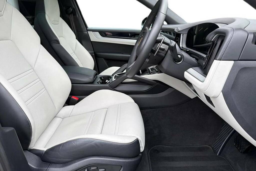 Porsche Cayenne E-hybrid Tiptronic S Black #5