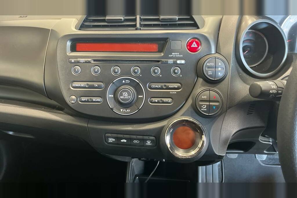 Honda Jazz 1.4 I-vtec Ex Silver #5
