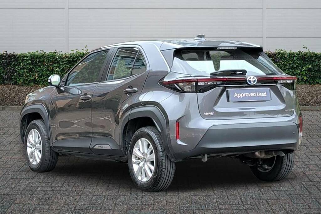 Toyota Yaris Cross 1.5 Hybrid Icon Cvt FY73YTD Grey #2