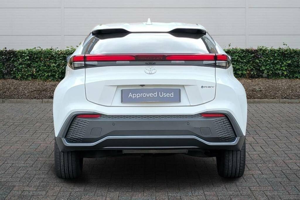 Toyota C-Hr 2.0 Phev Design Cvt LL74BCU White #4