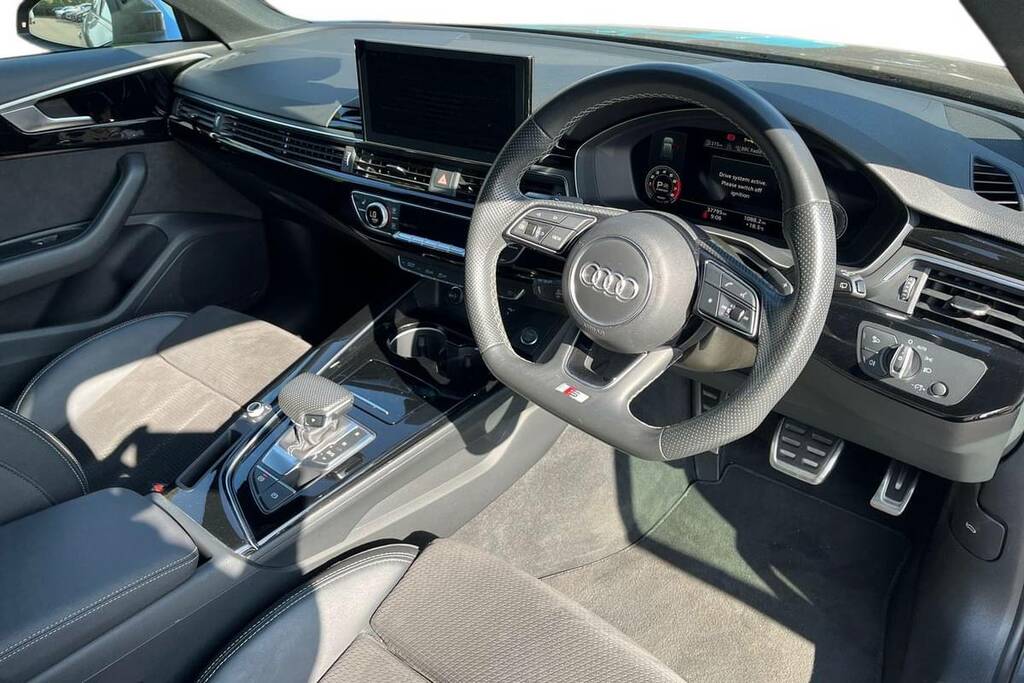 Audi A4 Avant 35 Tfsi Black Edition S Tronic Grey #4