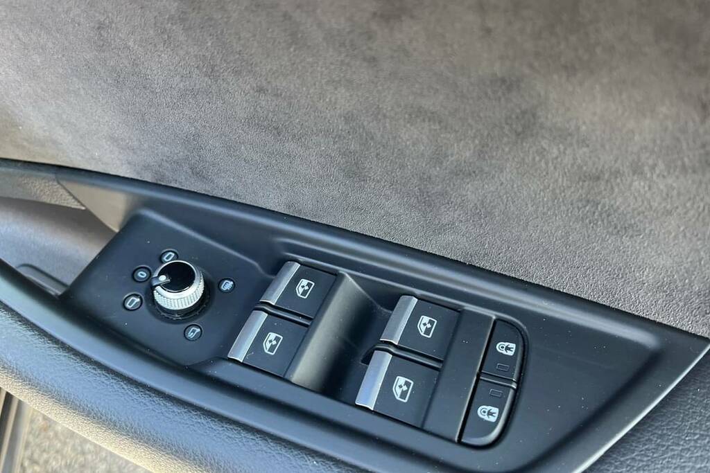 Audi A4 Avant 35 Tfsi Black Edition S Tronic Grey #6