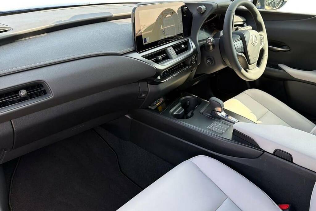 Lexus UX 300H 2.0 F-sport Design Tech Cvt Blue #5
