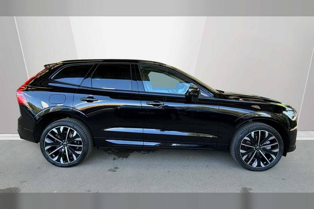 Volvo XC60 2.0 T8 406 Phev Ultra Dark Awd Geartronic Black #3