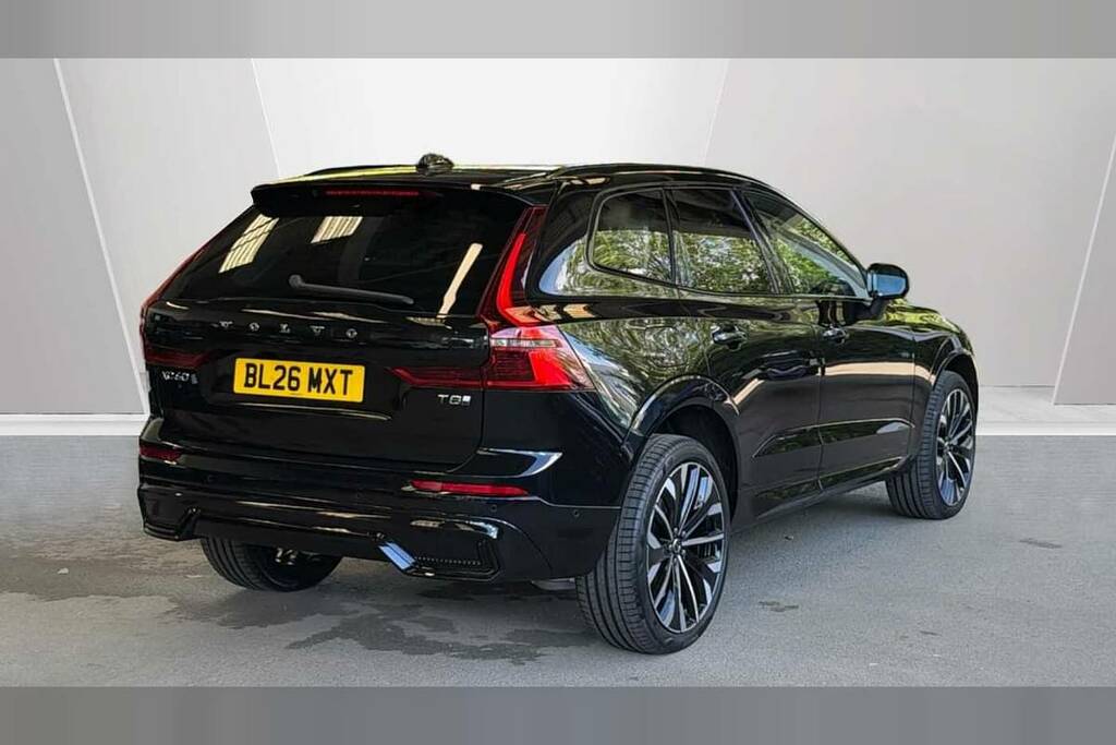 Volvo XC60 2.0 T8 406 Phev Ultra Dark Awd Geartronic Black #2