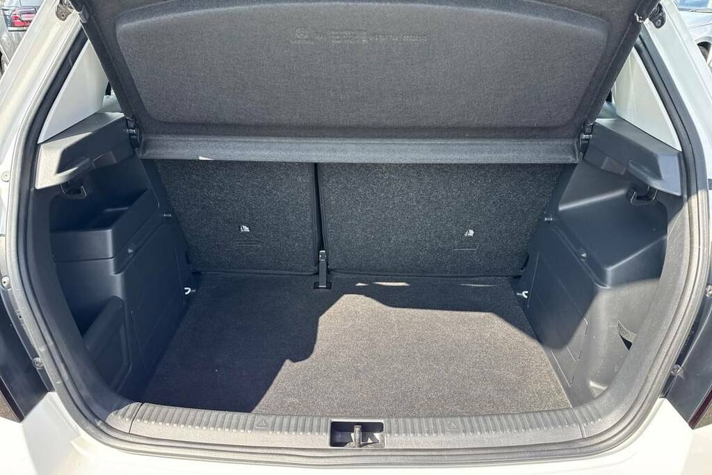 Skoda Fabia 1.0 Tsi Colour Edition Dsg SB21BNA White #2