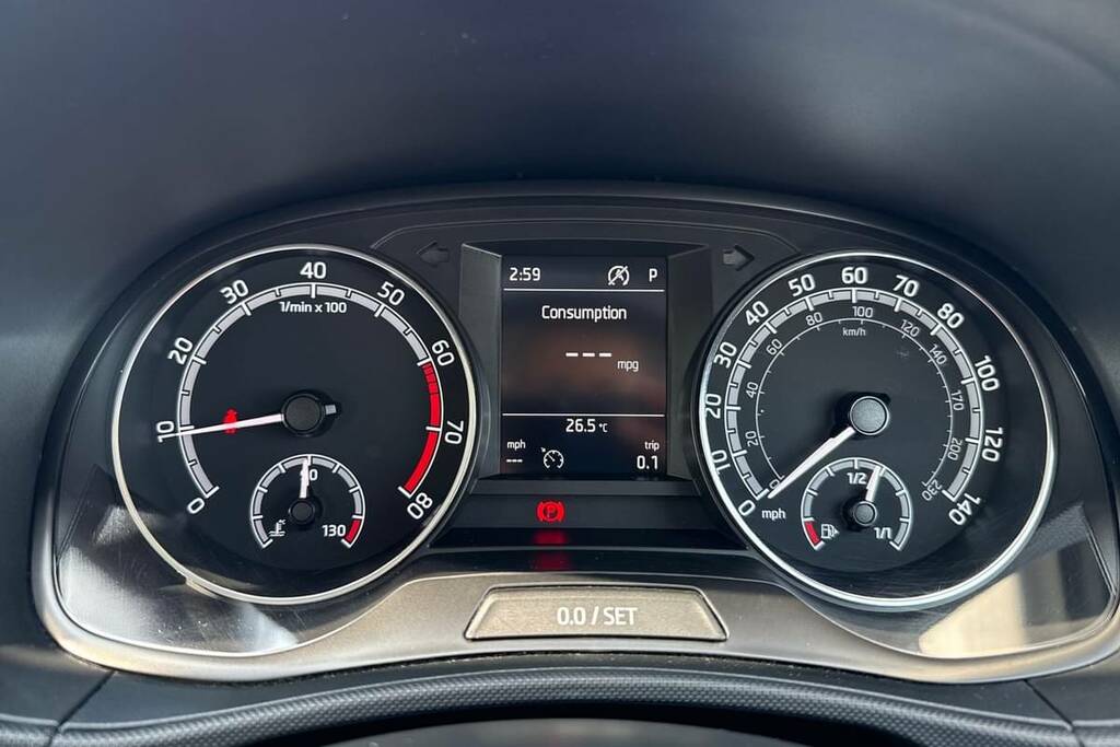 Skoda Fabia 1.0 Tsi Colour Edition Dsg SB21BNA White #5