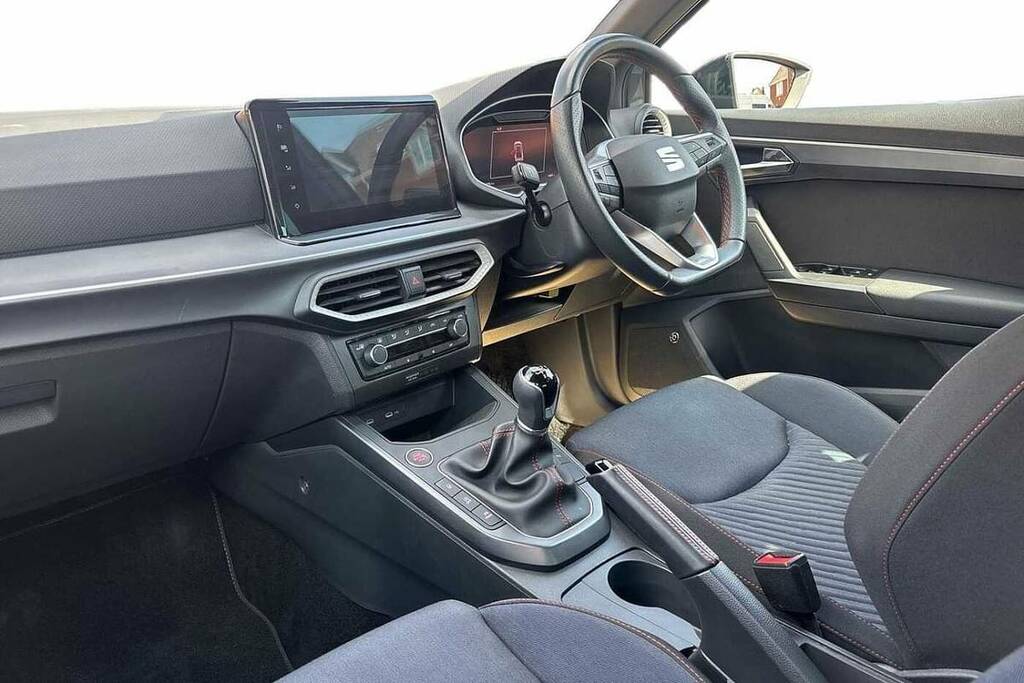 Seat Arona 1.0 Tsi 115 Fr Limited Edition BA74LLJ Grey #2