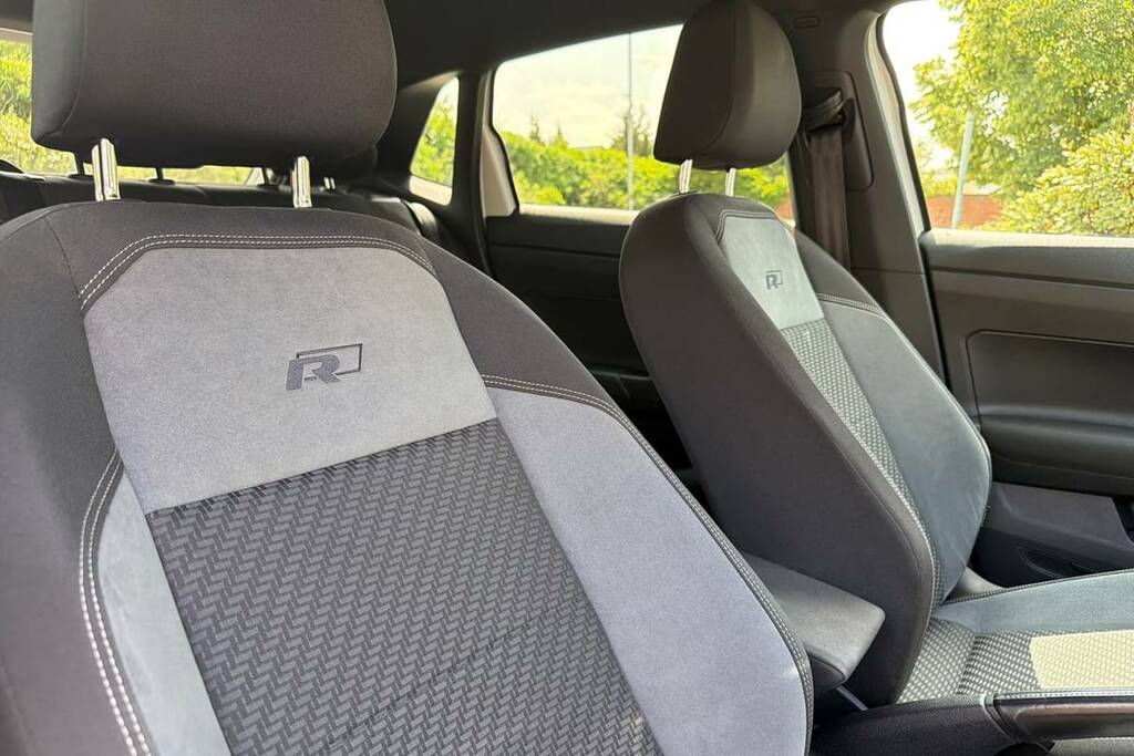 Volkswagen Polo Hatchback White #13