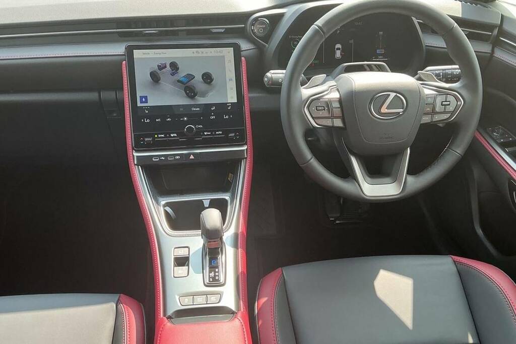 Lexus LBX 1.5 Vibrant Edition E-cvt Bi-tone #6