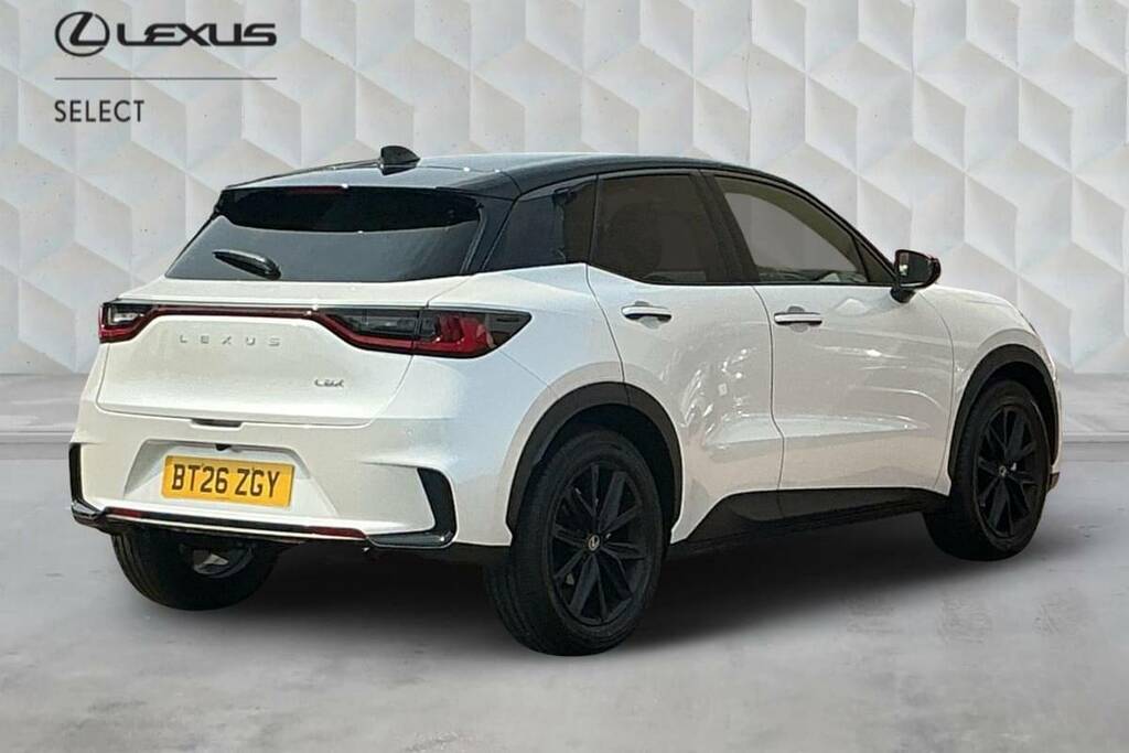 Lexus LBX 1.5 Vibrant Edition E-cvt Bi-tone #2