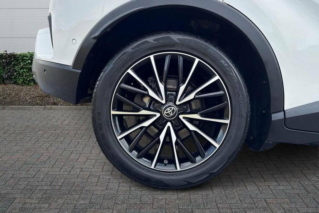 Toyota C-Hr 1.8 Hybrid Excel Cvt White #6