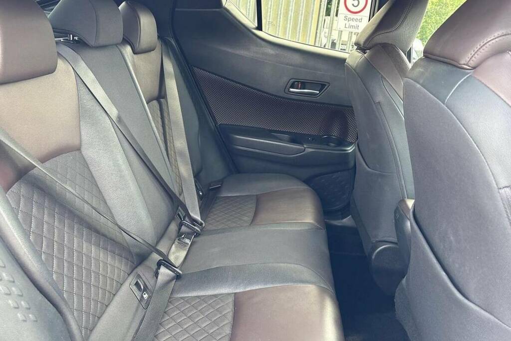 Toyota C-Hr Dynamic Grey #15