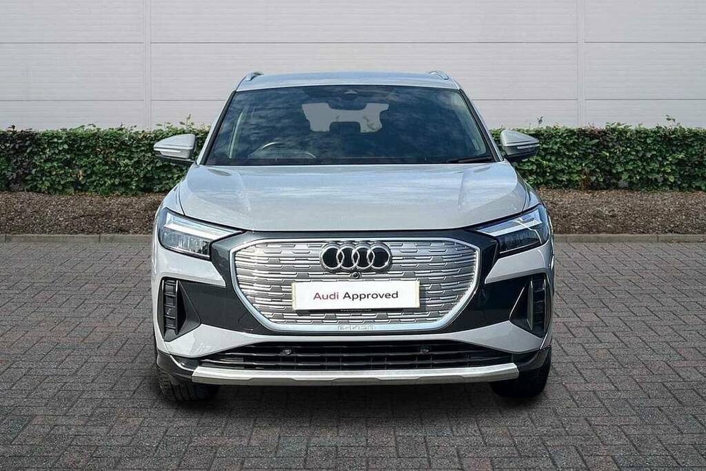 Audi Q4 E Tron 150Kw 40 82Kwh S Line White #7