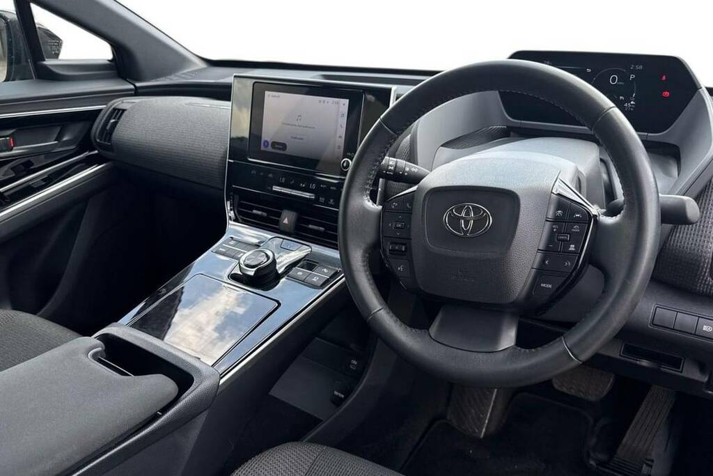 Toyota bZ4X Motion Silver #12