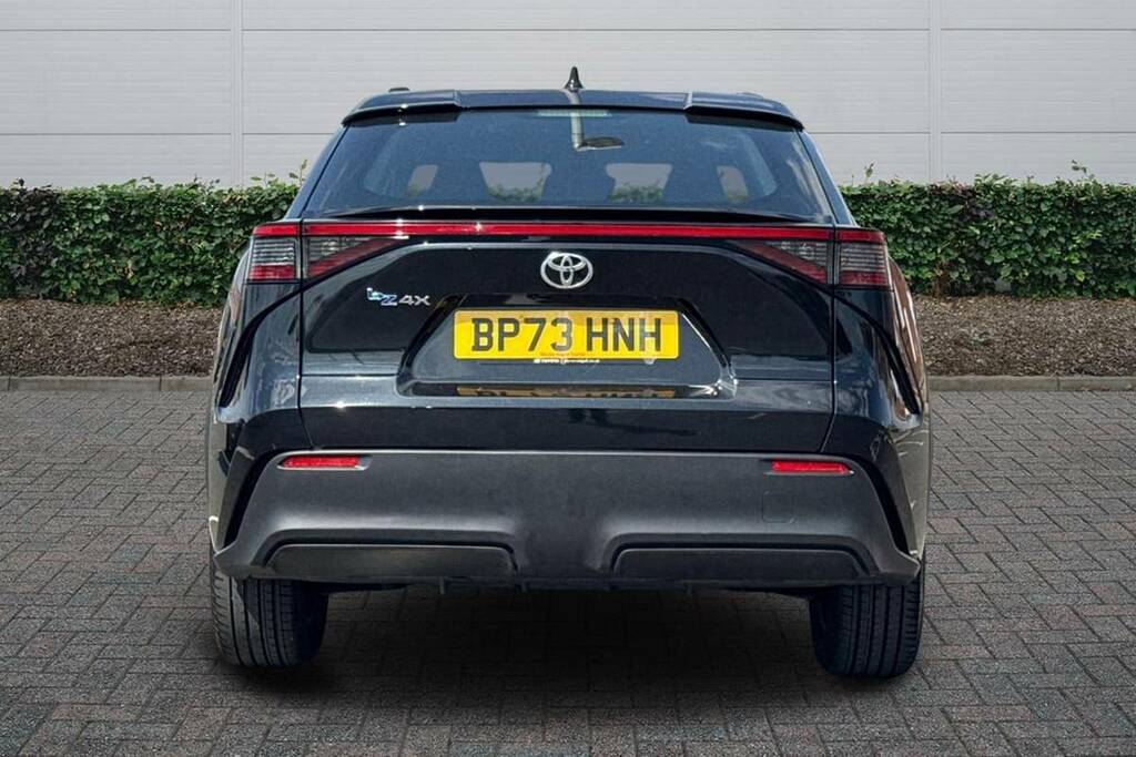 Toyota bZ4X 150Kw Pure 71.4Kwh 11Kw Black #4