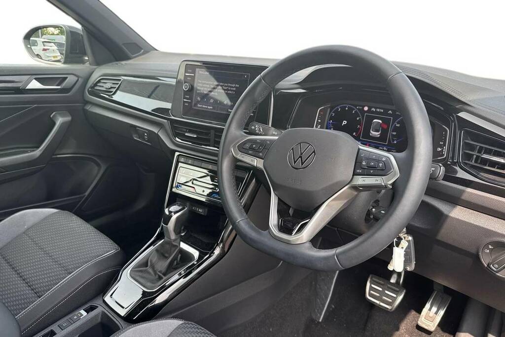 Volkswagen T-Roc 1.5 Tsi R-line Dsg Black #4