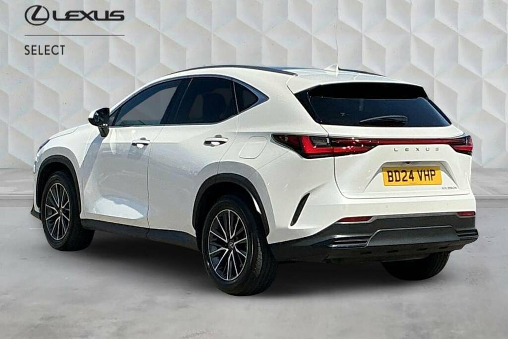 Lexus NX 350H 2.5 E-cvt 2Wd White #4